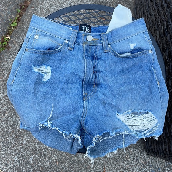 BDG Girlfriend jeans shorts - Picture 4 of 4